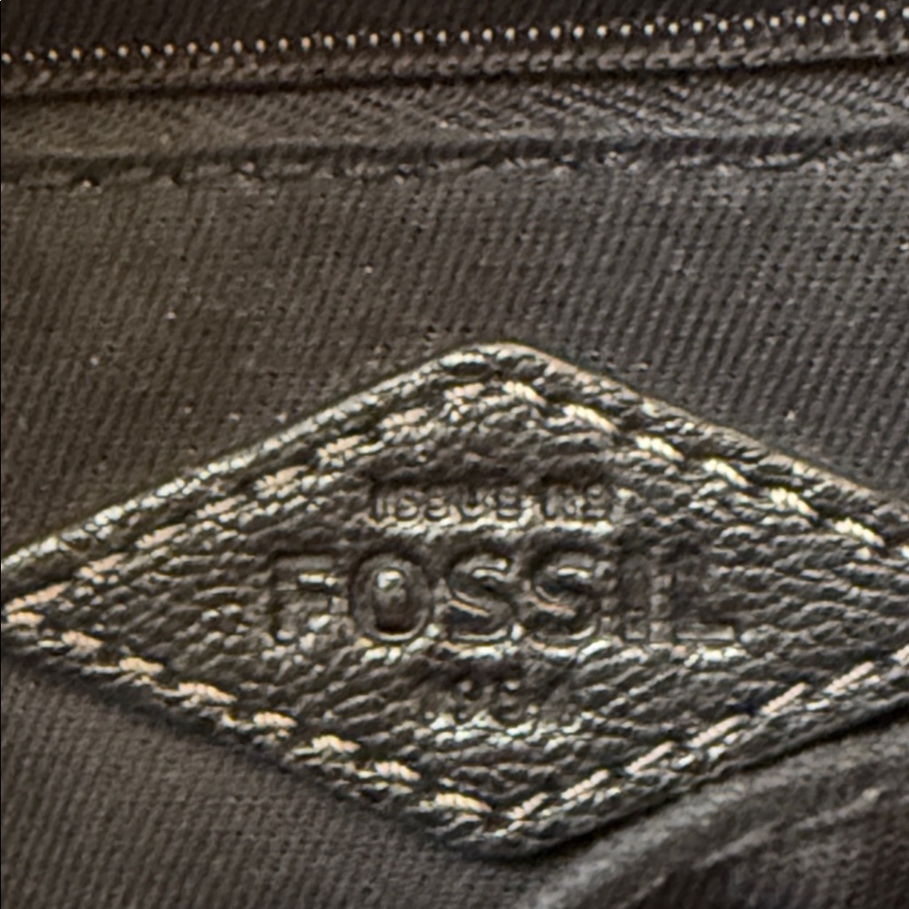 Fossil Black Leather Crossbody with Brown Strap - Picture 2 of 9